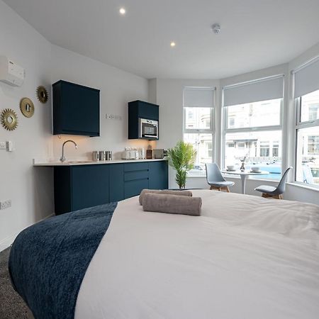 Morecambe Bay Studio Flats Free Parking Beach Front Exterior foto